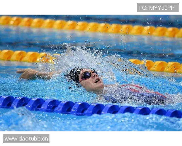 仰泳技巧全面解析：从基本动作到提高速度的实用训练方法